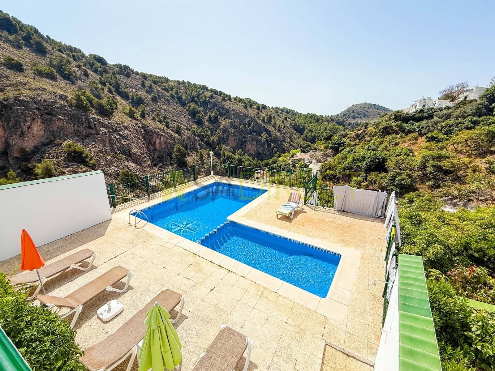 3 sovrum Villa att hyra i Frigiliana med pool garage - 1 400 € (Ref: 9041844)