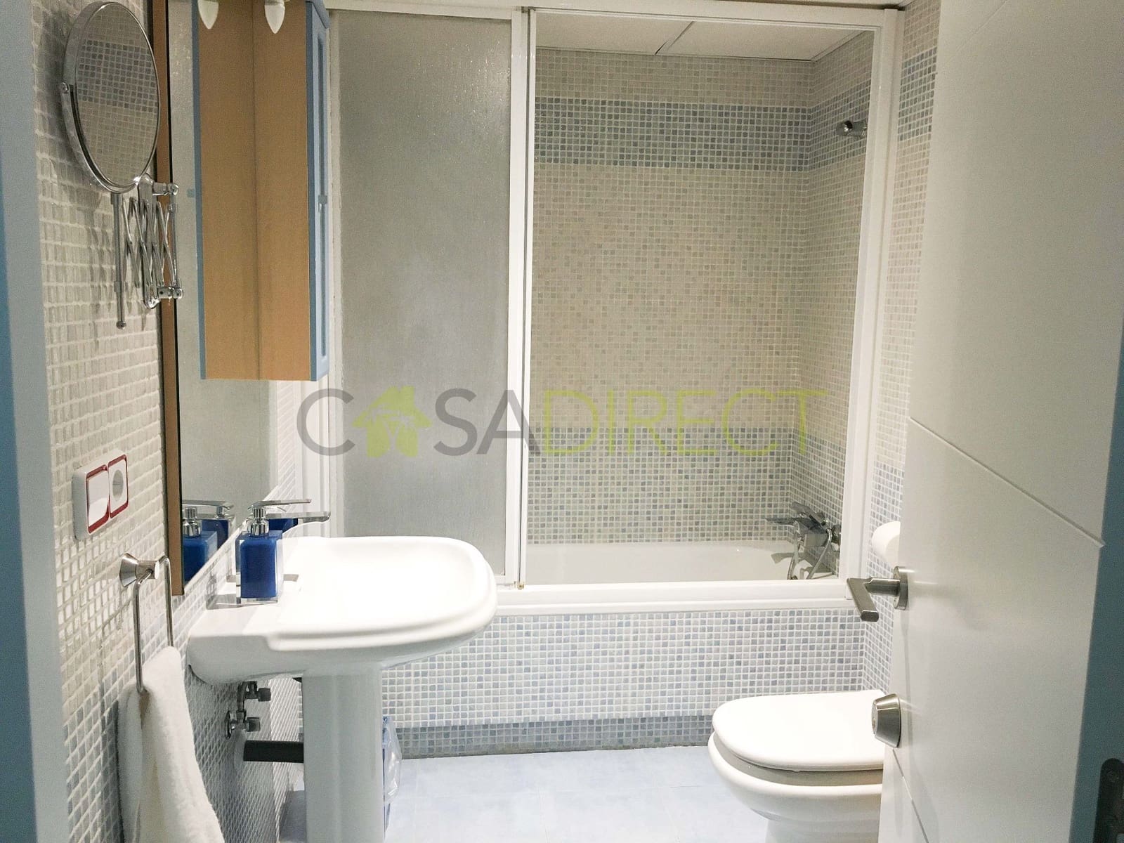 3 soveværelse Byhus til leje i Torremolinos med swimmingpool garage - € 1.680 (Ref: 9064956)