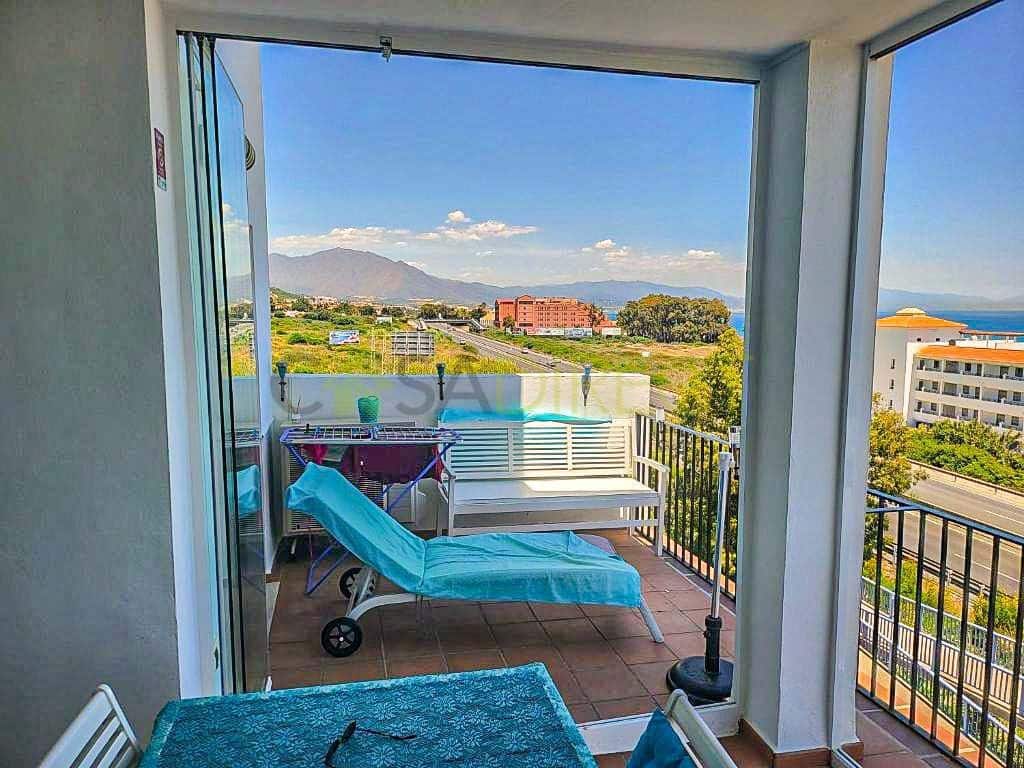 2 soveværelse Lejlighed til leje i Manilva med swimmingpool garage - € 1.800 (Ref: 9068529)