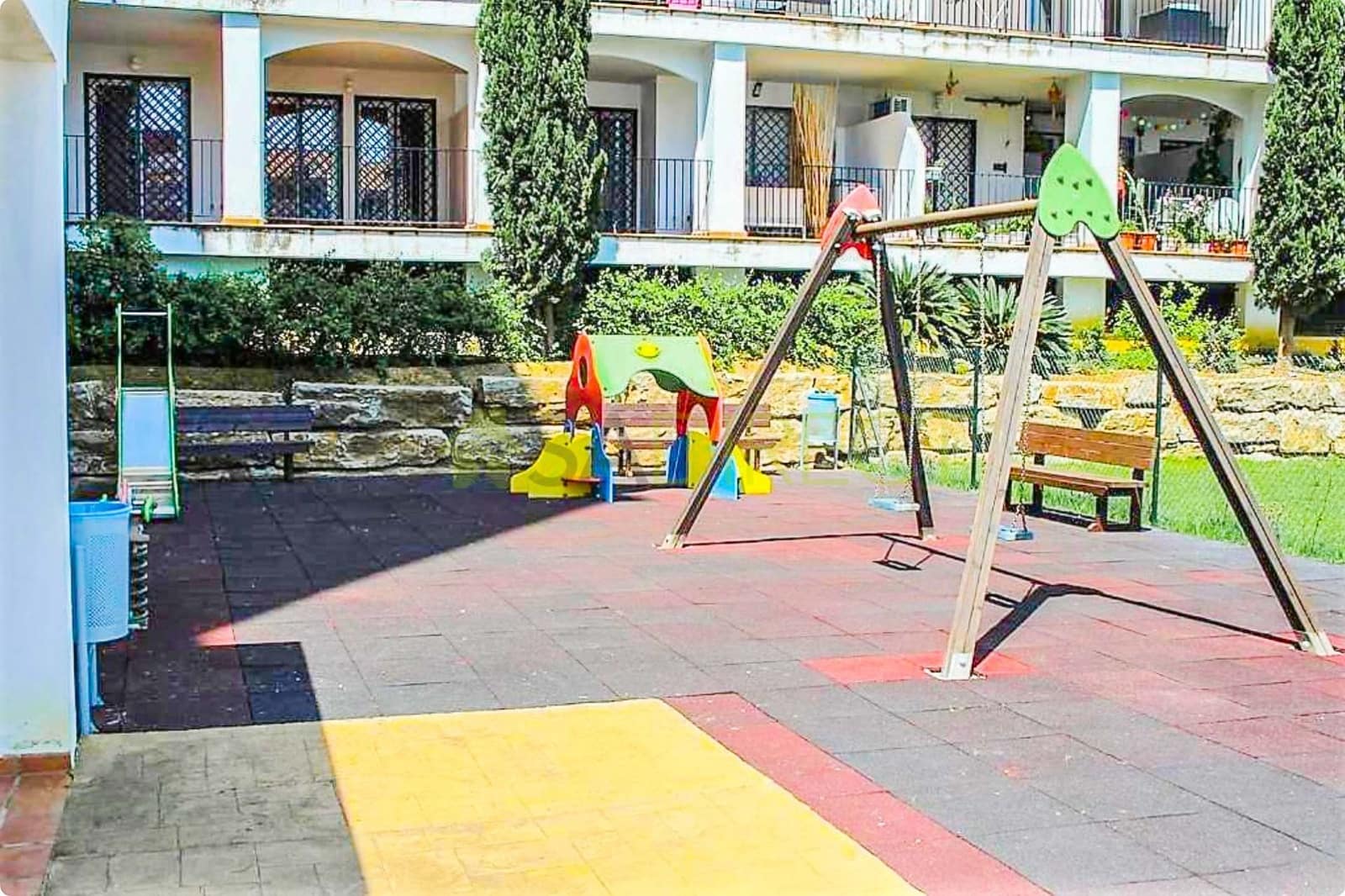 2 soveværelse Lejlighed til leje i Manilva med swimmingpool garage - € 1.800 (Ref: 9068529)