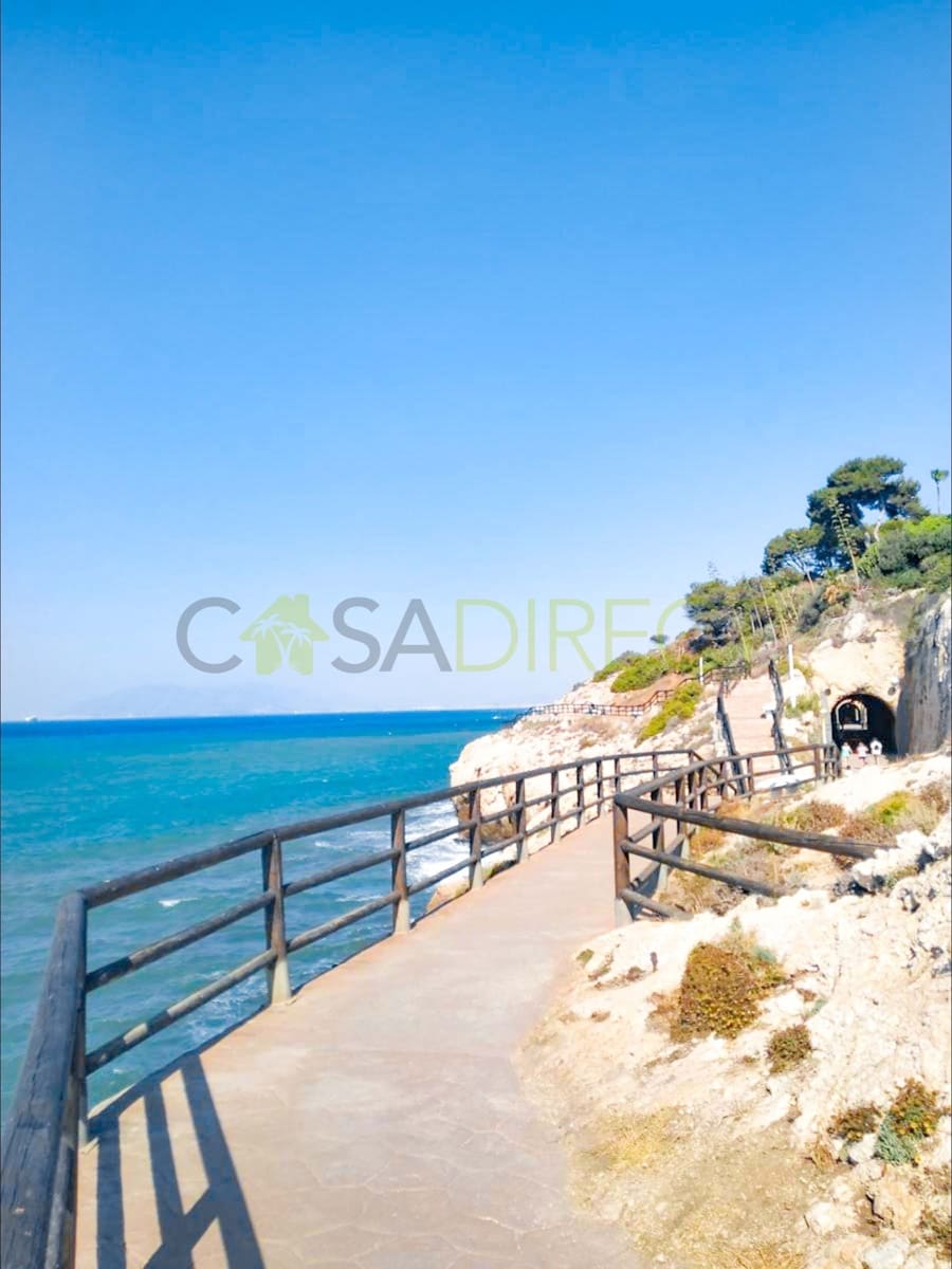 3 sypialnia Dom do wynajęcia w Rincon de la Victoria z garażem - 1 680 € (Ref: 9095057)