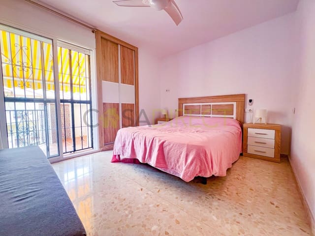 3 sypialnia Dom do wynajęcia w Rincón de la Victoria z garażem - 1 680 € (Ref: 9095057)