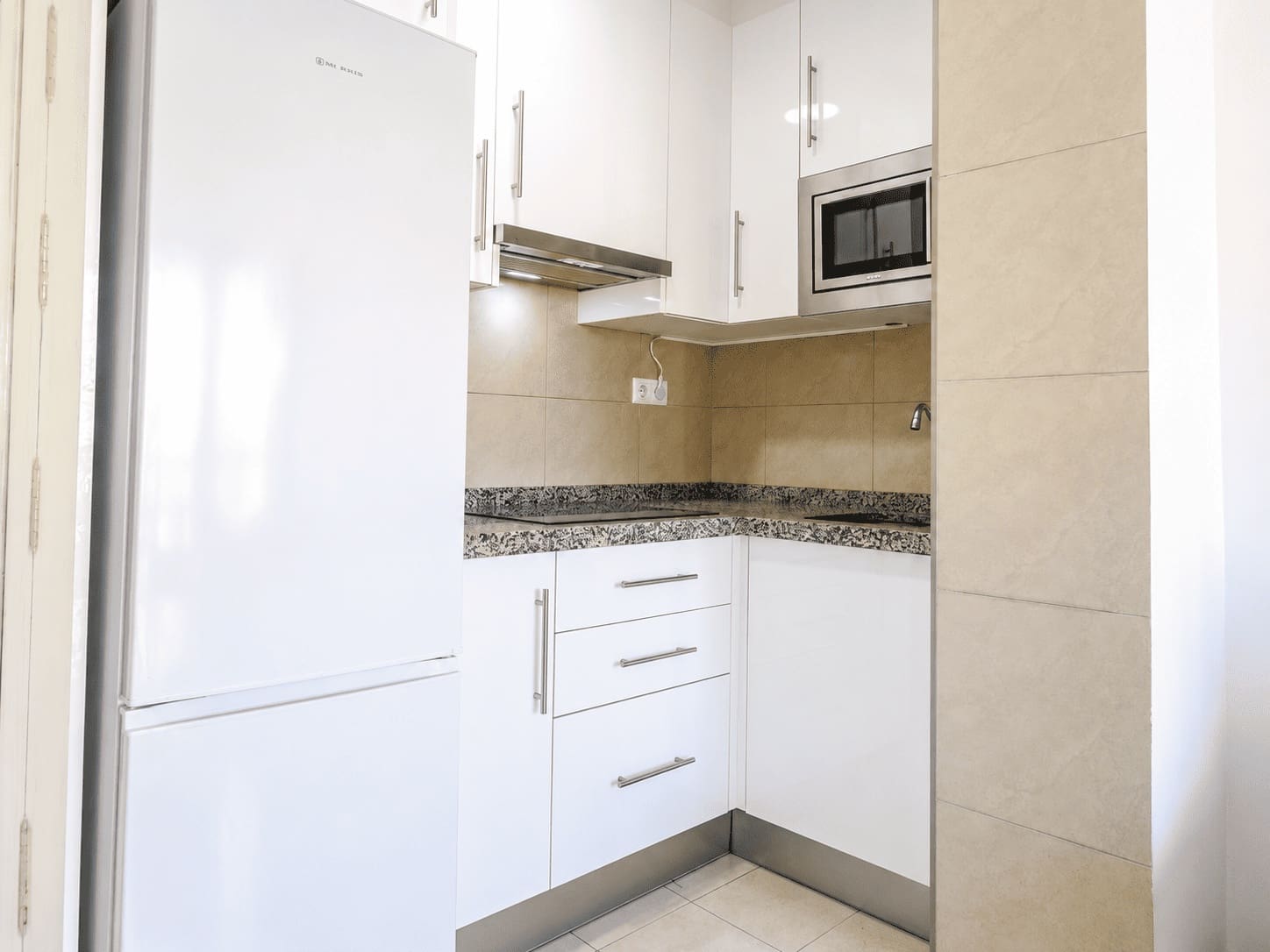 1 bedroom Flat for rent in Algarrobo with pool - € 840 (Ref: 9100488)