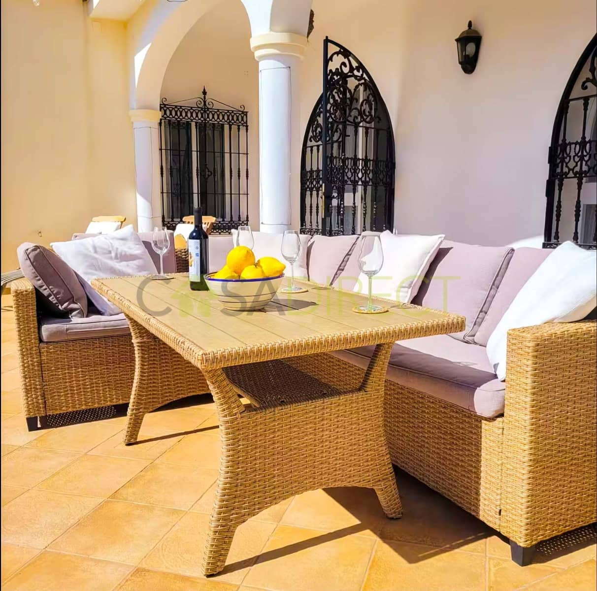 4 soveværelse Semi-Rækkehus til leje i Velez-Malaga med swimmingpool garage - € 3.840 (Ref: 9102717)