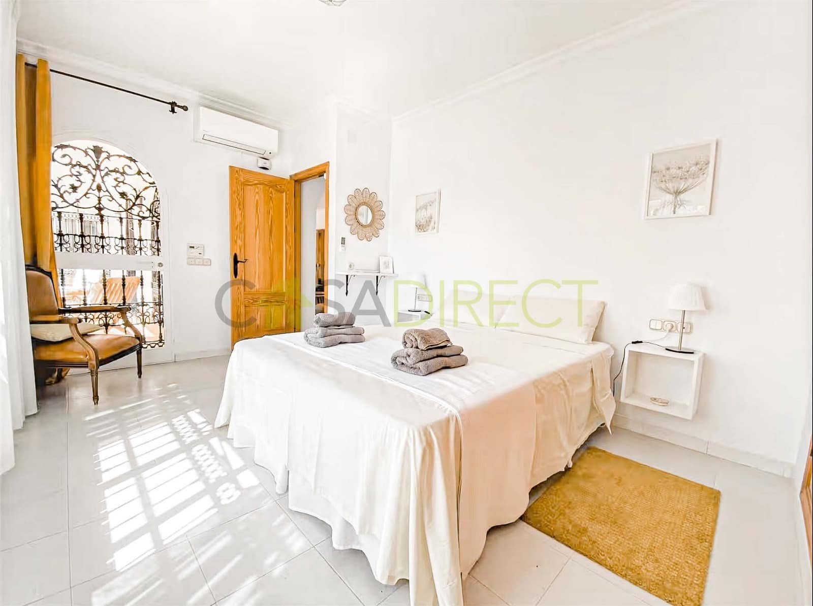 4 soveværelse Semi-Rækkehus til leje i Velez-Malaga med swimmingpool garage - € 3.840 (Ref: 9102717)