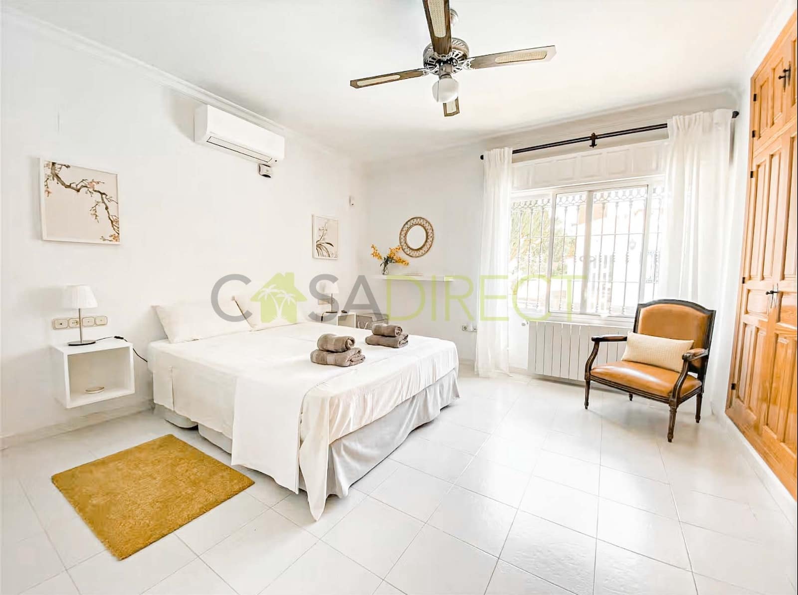 4 soveværelse Semi-Rækkehus til leje i Velez-Malaga med swimmingpool garage - € 3.840 (Ref: 9102717)