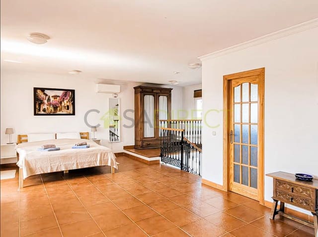 4 sovrum Semi-fristående Villa att hyra i Vélez-Málaga med pool garage - 3 840 € (Ref: 9102717)