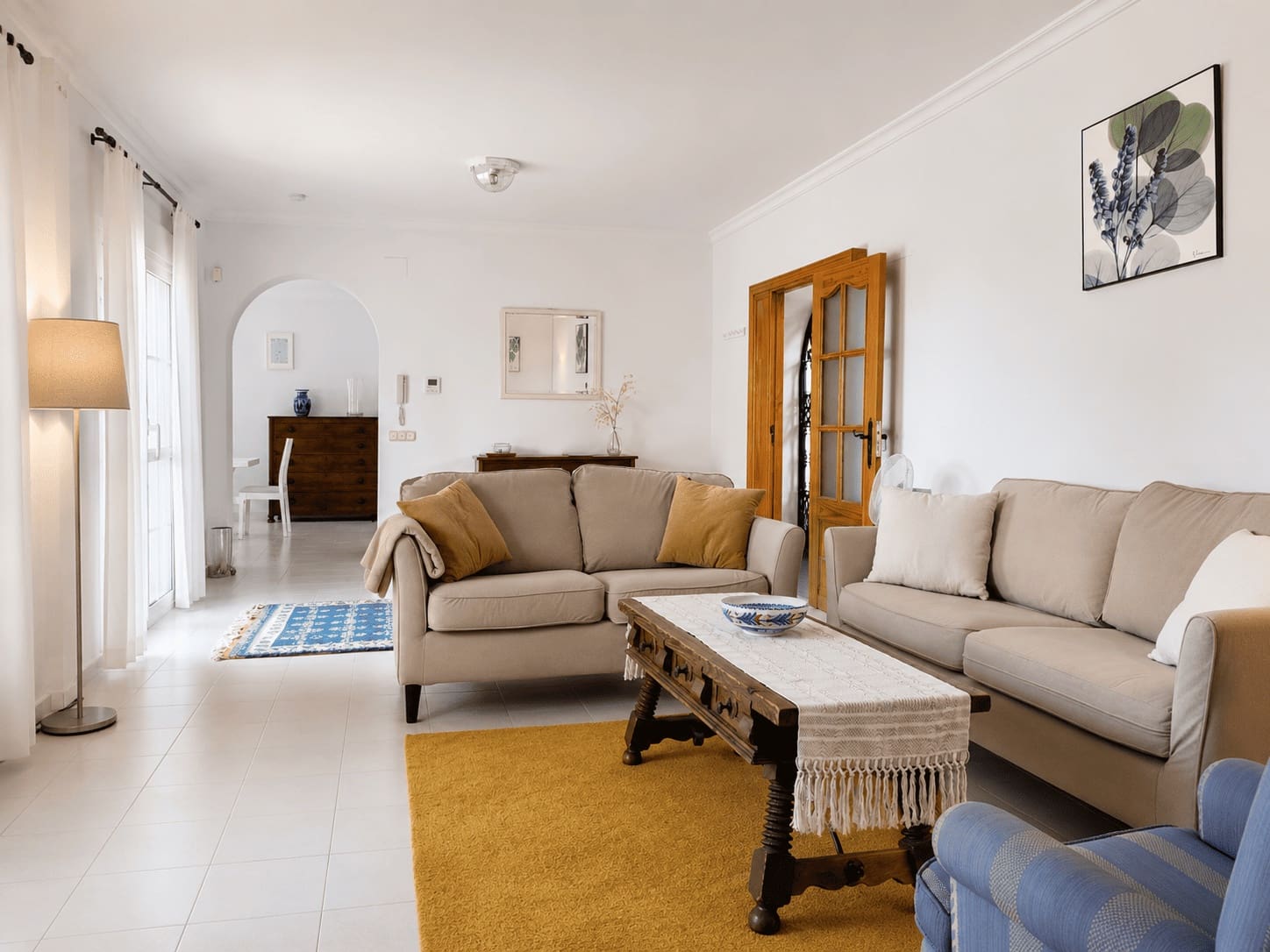 4 bedroom Semi-detached Villa for rent in Velez-Malaga with pool garage - € 4,440 (Ref: 9102717)