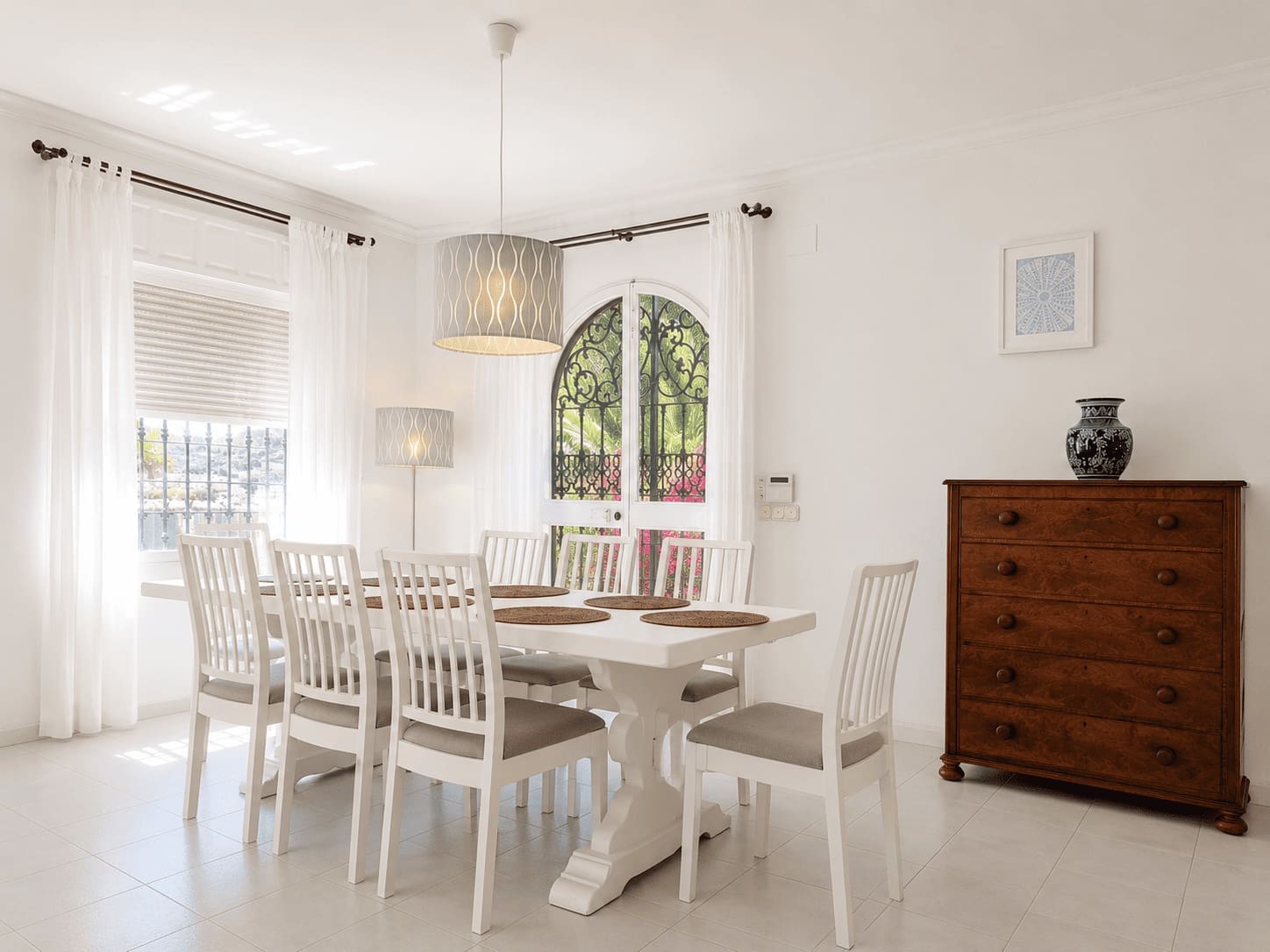 4 bedroom Semi-detached Villa for rent in Velez-Malaga with pool garage - € 4,440 (Ref: 9102717)