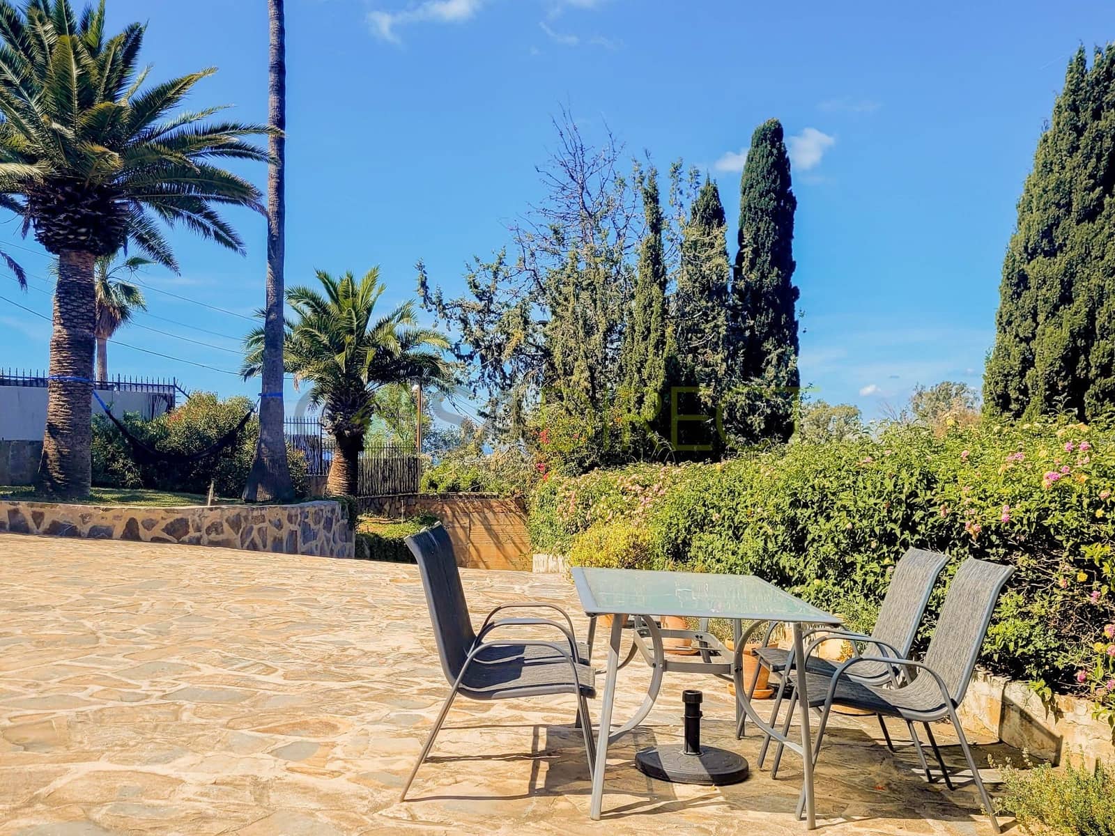 1 bedroom Semi-detached Villa for rent in Velez-Malaga with garage - € 1,020 (Ref: 9102718)