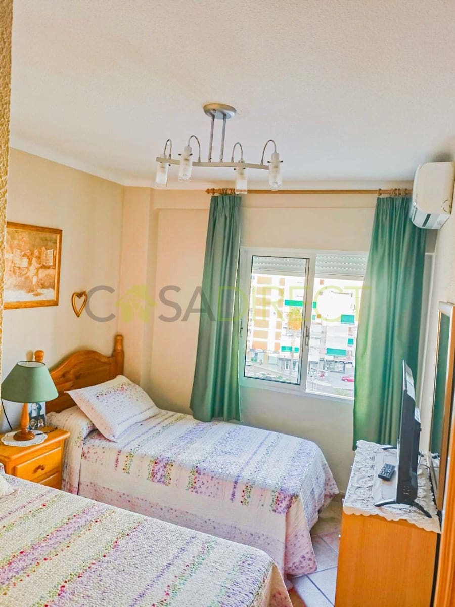 2 sypialnia Mieszkanie do wynajęcia w Torre del Mar z basenem garażem - 960 € (Ref: 9106302)