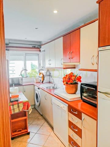 2 bedroom Flat for rent in Torre del Mar, Vélez-Málaga with pool garage - € 960 (Ref: 9106302)