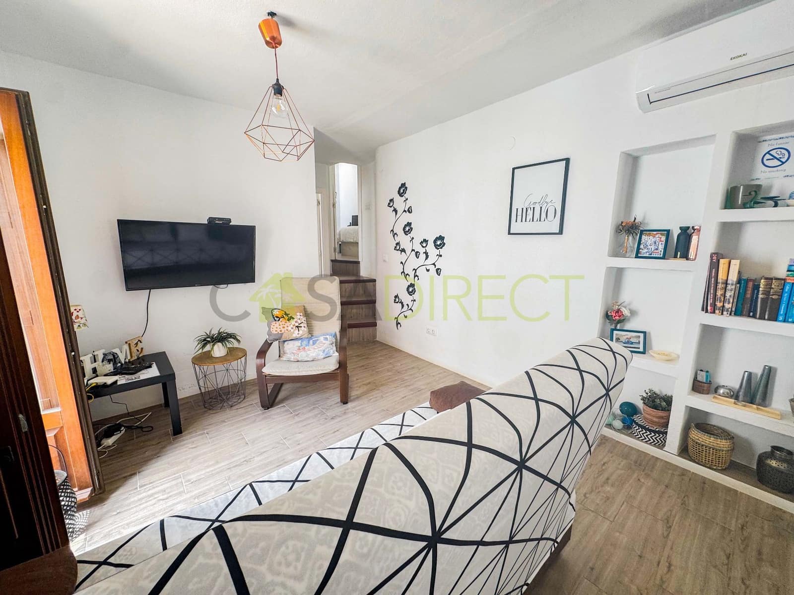 2 soveværelse Semi-Rækkehus til leje i Frigiliana - € 840 (Ref: 9110053)