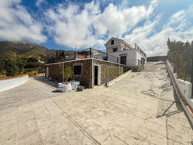 5 soveværelse Villa til leje i Frigiliana med swimmingpool garage - € 2.500 (Ref: 9127979)