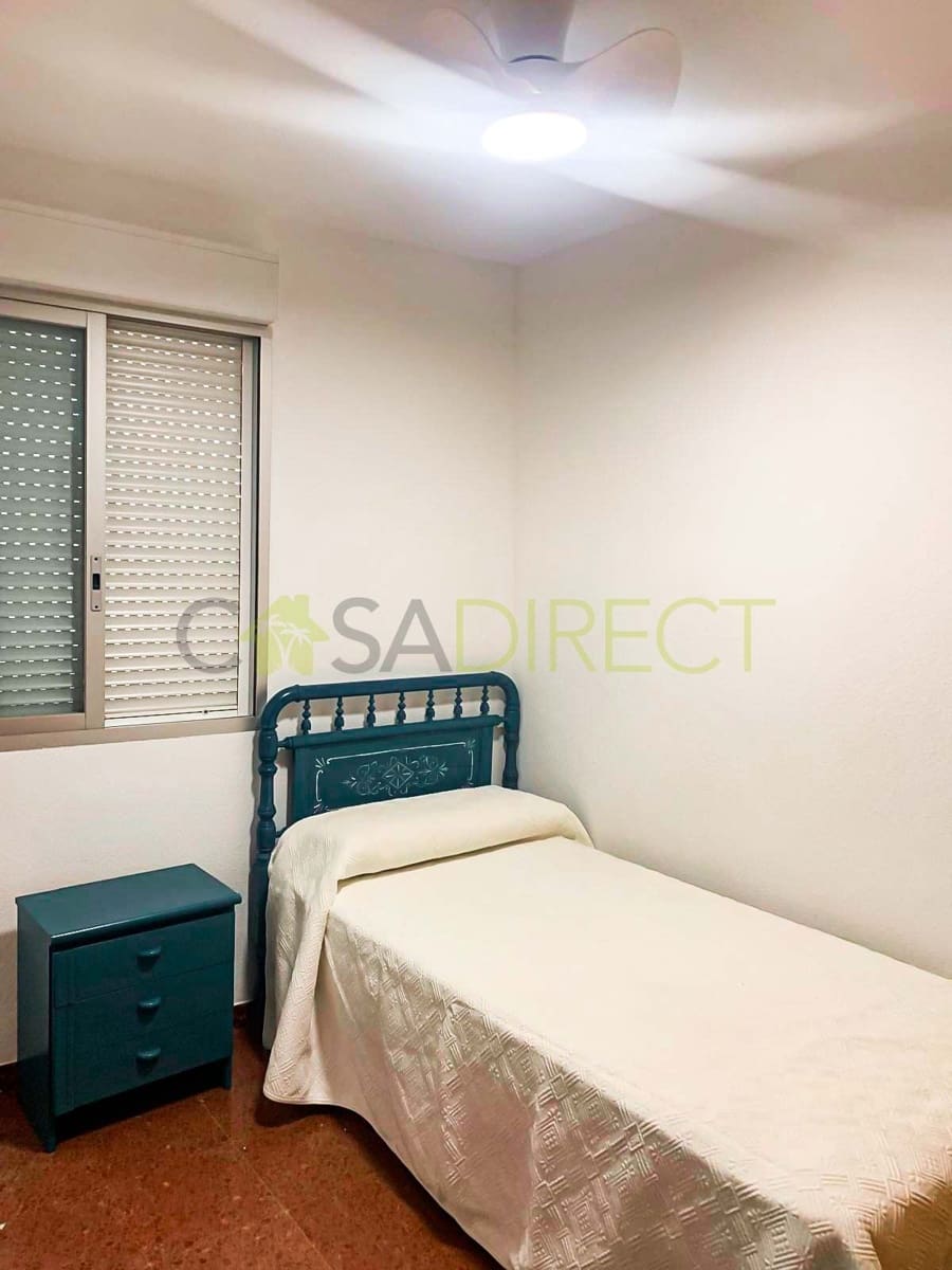 3 soverom Leilighet til leie i Torre del Mar med svømmebasseng garasje - € 980 (Ref: 9134015)