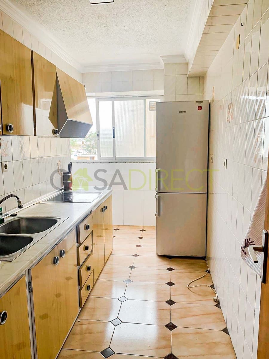 3 soverom Leilighet til leie i Torre del Mar med svømmebasseng garasje - € 980 (Ref: 9134015)