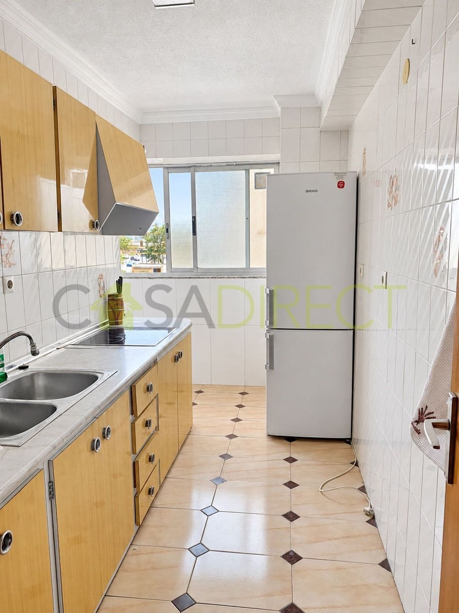 Appartement de 3 chambres à louer à Torre del Mar avec piscine garage - 1 020 € (Ref: 9134015)