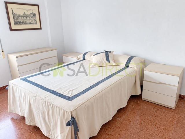 Appartement de 3 chambres à louer à Torre del Mar, Vélez-Málaga avec piscine garage - 1 020 € (Ref: 9134015)