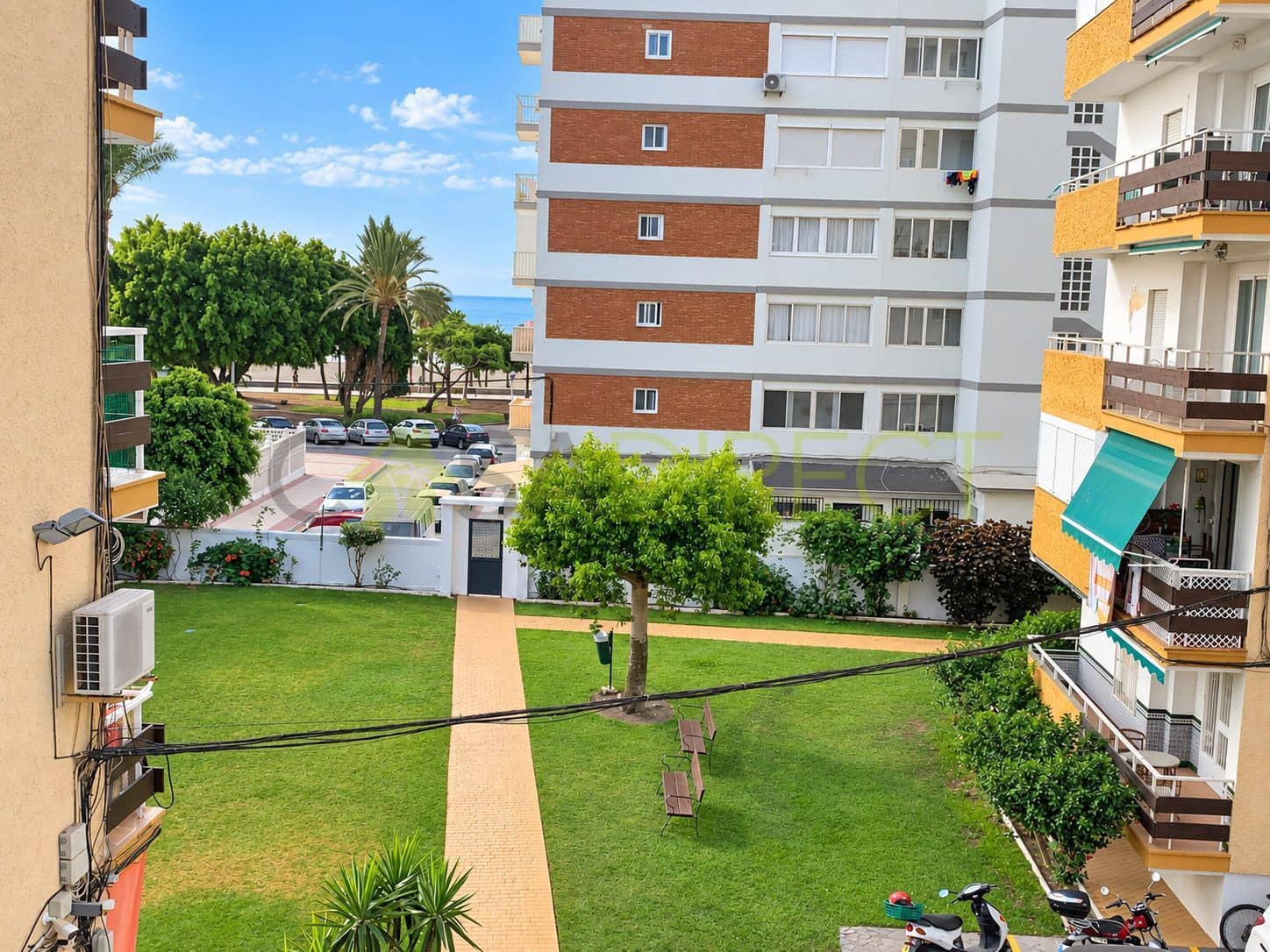 Appartement de 3 chambres à louer à Torre del Mar avec piscine garage - 1 020 € (Ref: 9134015)