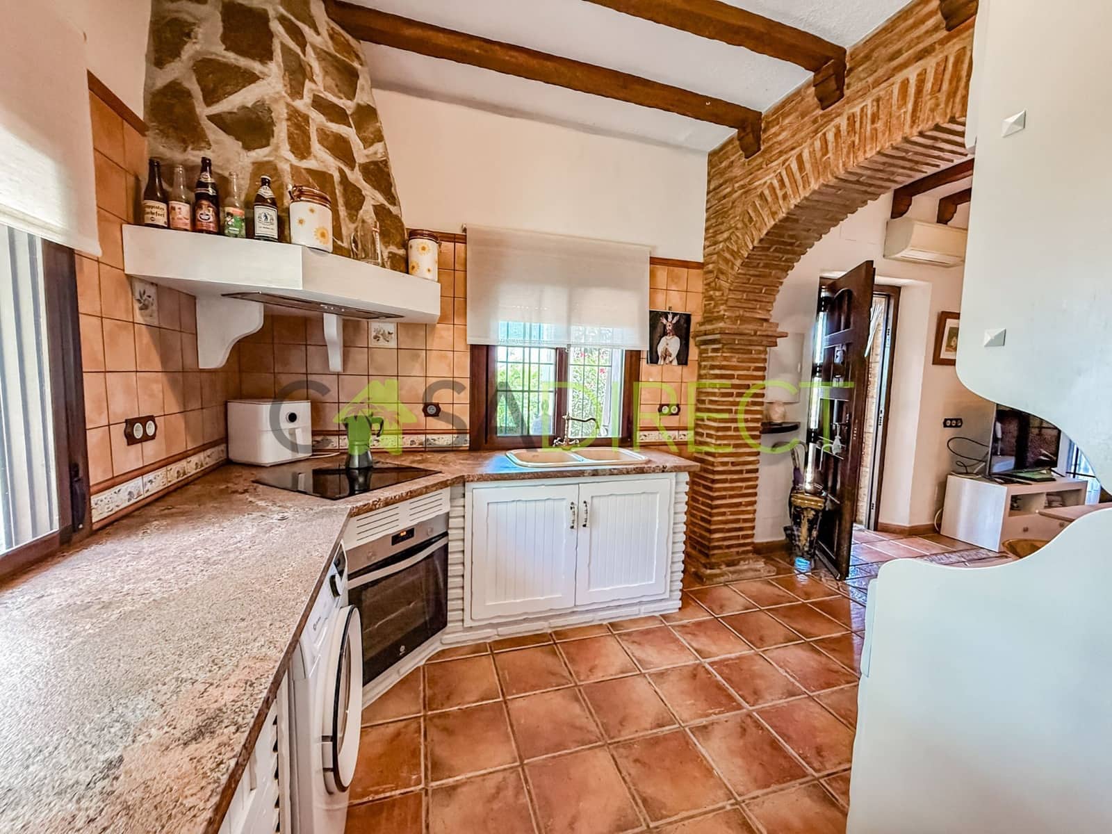 3 bedroom Villa for rent in Frigiliana with pool garage - € 1,900 (Ref: 9141326)