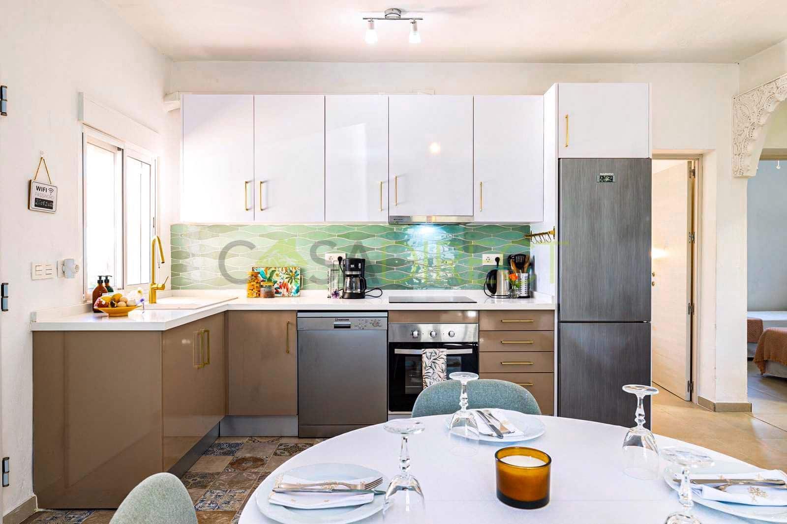 3 soveværelse Finca/Landehus til leje i Malaga by med swimmingpool garage - € 2.280 (Ref: 9141327)