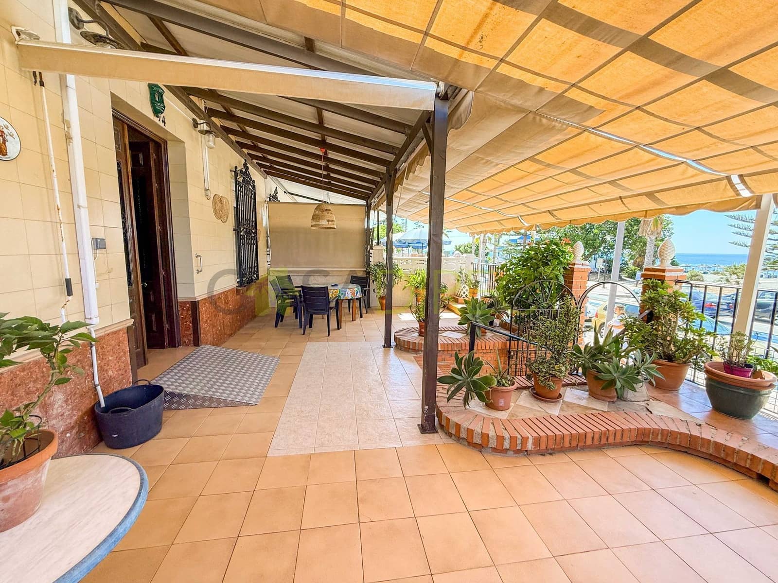 3 soveværelse Semi-Rækkehus til leje i Benajarafe - € 1.320 (Ref: 9146767)