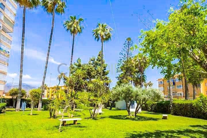 2 soveværelse Lejlighed til leje i Algarrobo med swimmingpool - € 780 (Ref: 9171151)