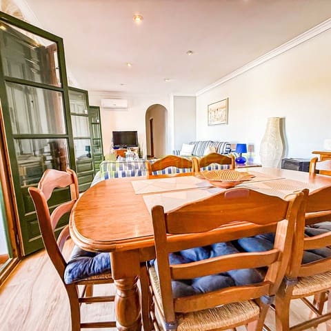 2 bedroom Flat for rent in Frigiliana with pool garage - € 1,080 (Ref: 9183285)