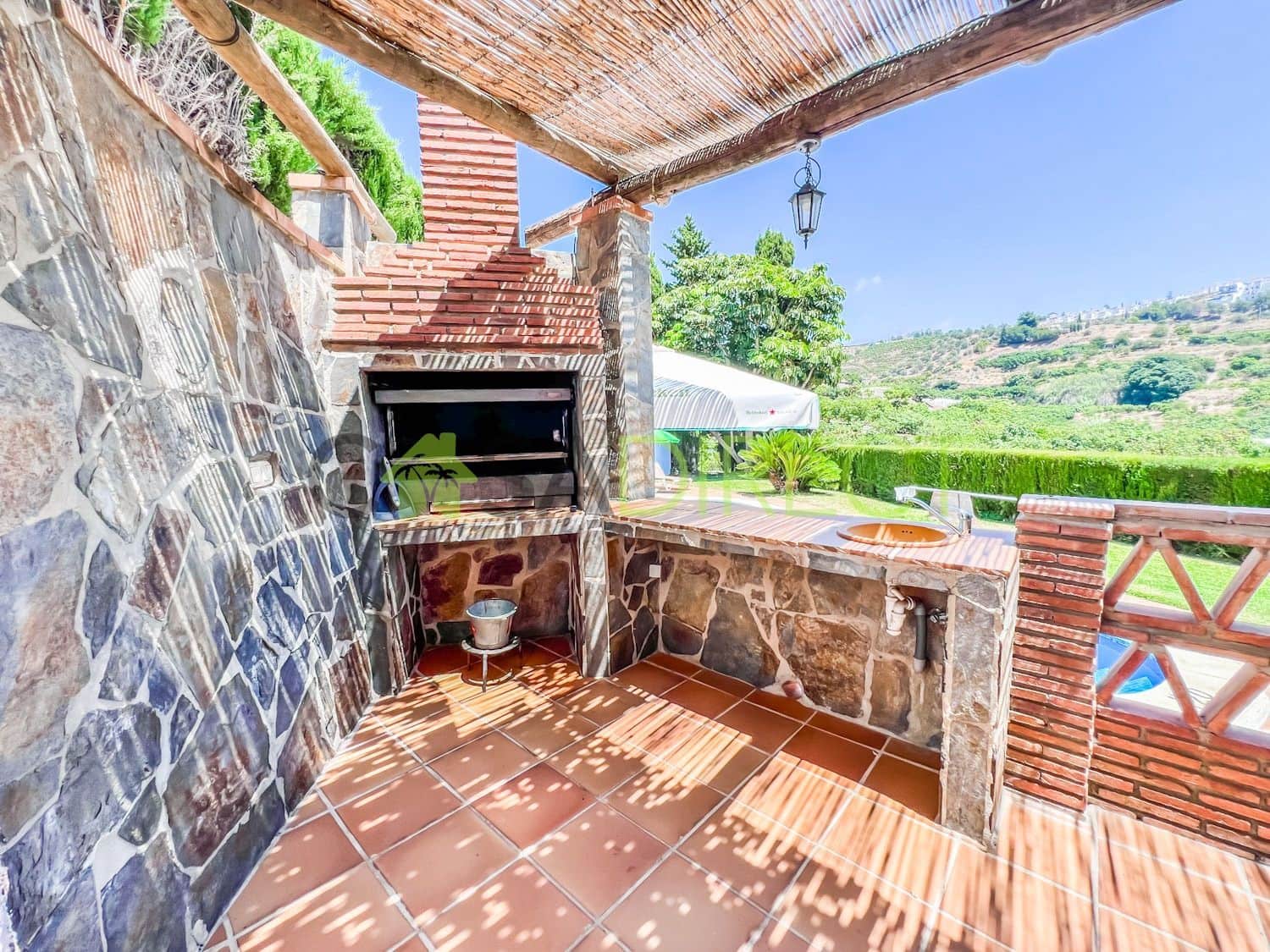 3 soveværelse Villa til leje i Frigiliana med swimmingpool garage - € 2.400 (Ref: 9193545)