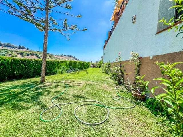 3 sypialnia Willa do wynajęcia w Frigiliana z basenem garażem - 2 400 € (Ref: 9193545)