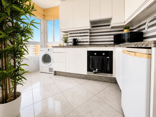 1 Zimmer Wohnung zu vermieten in Torrox-Costa, Torrox mit Pool - 780 € (Ref: 9195279)