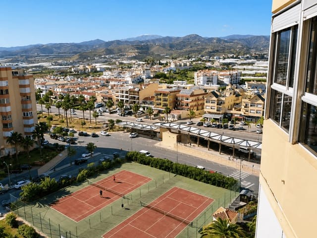 1 Zimmer Wohnung zu vermieten in Torrox-Costa, Torrox mit Pool - 780 € (Ref: 9195279)