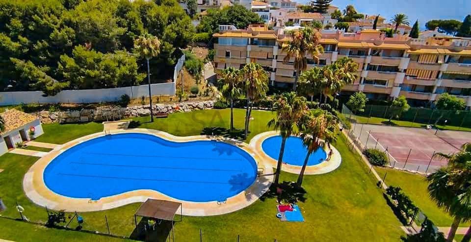 2 sypialnia Dom do wynajęcia w Fuengirola z basenem garażem - 1 380 € (Ref: 9197485)