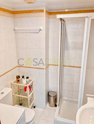 Appartement de 1 chambre à louer à Torre del Mar, Vélez-Málaga avec piscine garage - 720 € (Ref: 9200283)