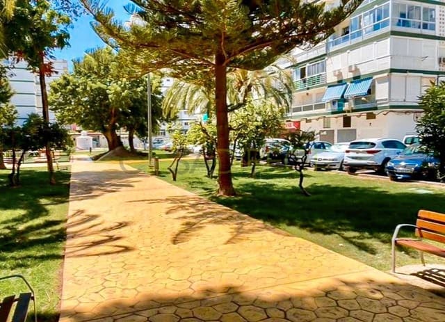 Appartement de 1 chambre à louer à Torre del Mar, Vélez-Málaga avec piscine garage - 720 € (Ref: 9200283)