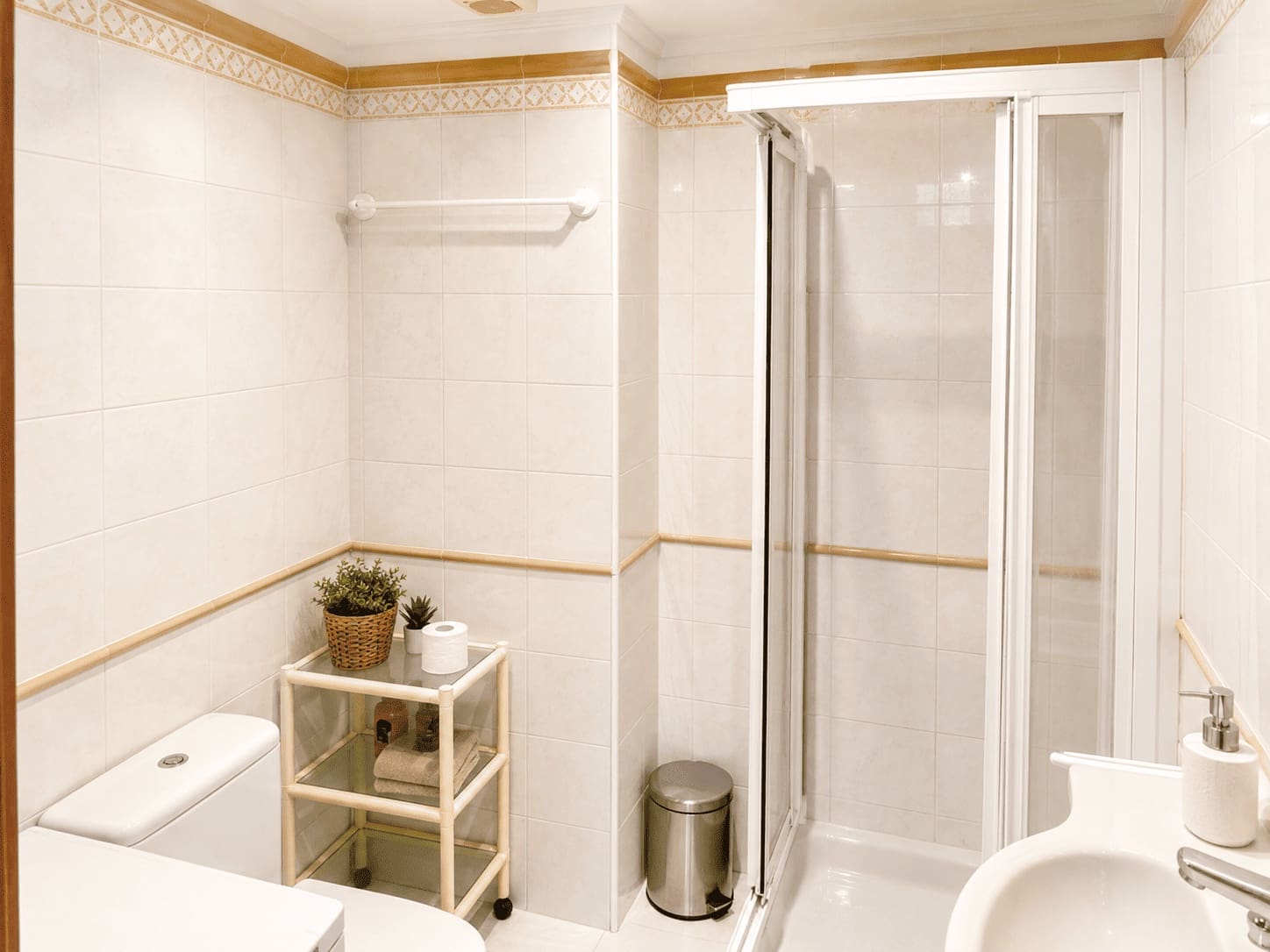 1 soveværelse Lejlighed til leje i Torre del Mar med swimmingpool garage - € 720 (Ref: 9200283)