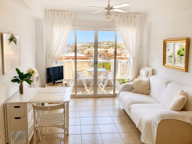 1 soverom Leilighet til leie i Torre del Mar, Vélez-Málaga med svømmebasseng garasje - € 720 (Ref: 9200283)