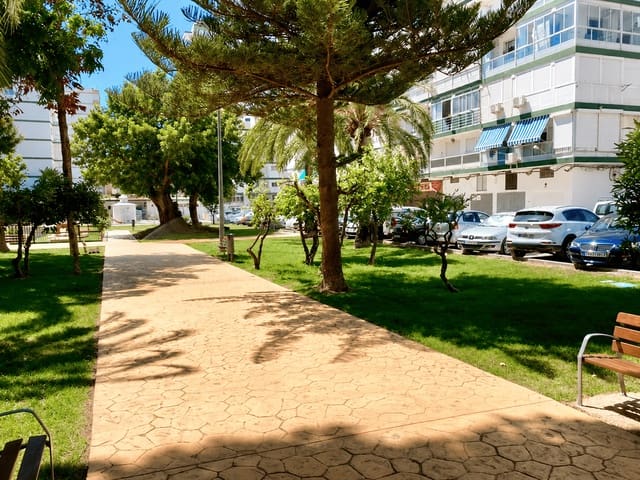 1 soverom Leilighet til leie i Torre del Mar, Vélez-Málaga med svømmebasseng garasje - € 720 (Ref: 9200283)