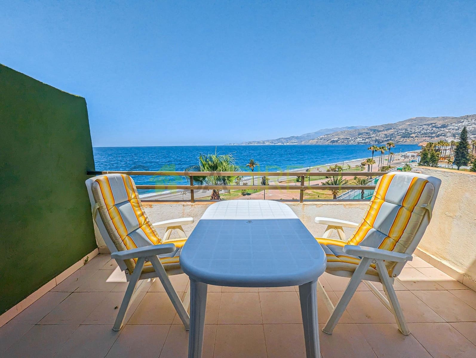 3 bedroom Flat for rent in Granada city with pool - € 980 (Ref: 9247947)