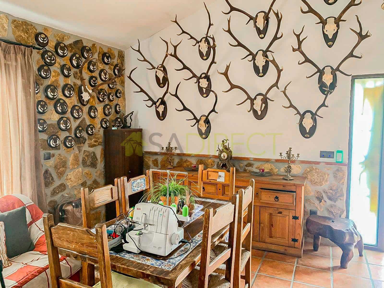 4 soverom Finca/Herregård til salgs i Colmenar med garasje - € 294 000 (Ref: 9269186)