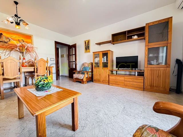 3 bedroom Flat for rent in La Herradura, Almuñécar with garage - € 1,200 (Ref: 9284914)