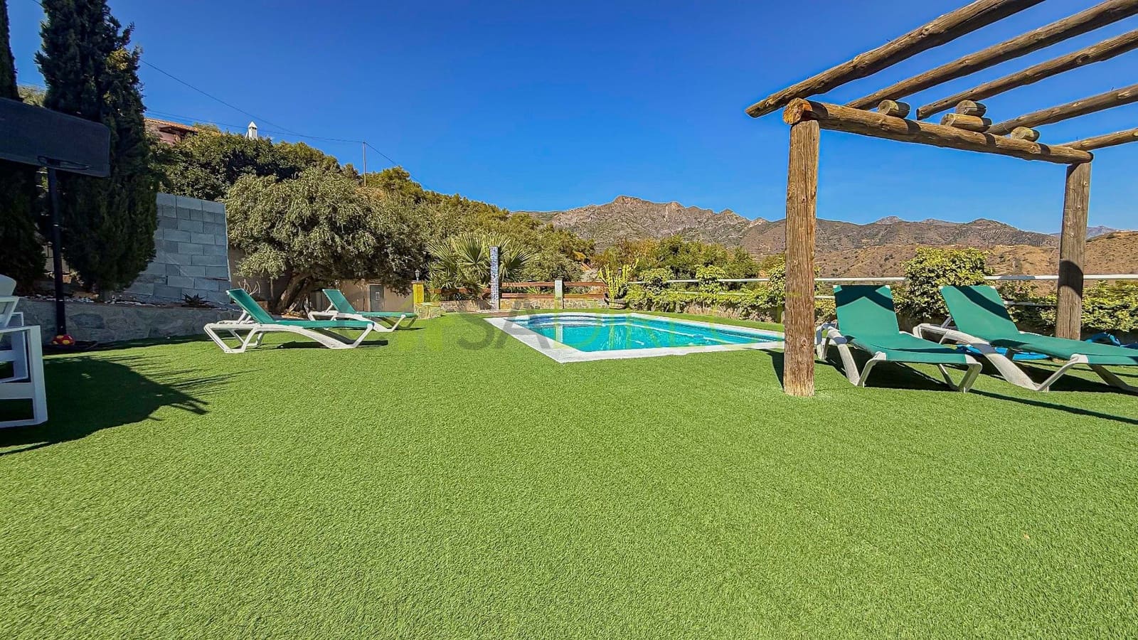 2 makuuhuone Maalaistalo vuokrattavana paikassa Almunecar mukana 
autotalli - 1 400 € (Ref: 9287494)