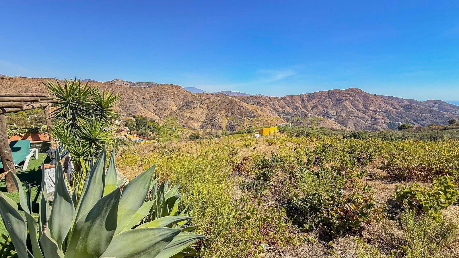 2 makuuhuone Maalaistalo vuokrattavana paikassa Almunecar mukana 
autotalli - 1 400 € (Ref: 9287494)