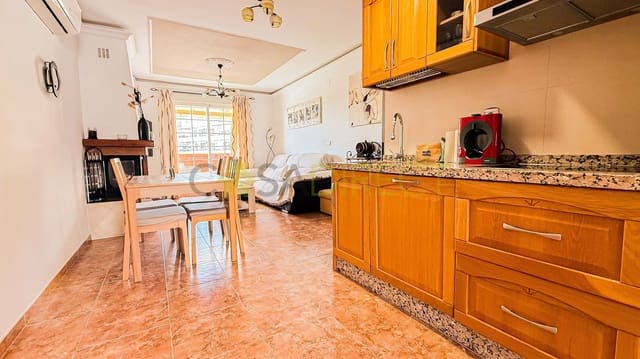 Appartement de 2 chambres à louer à Nerja avec piscine - 1 300 € (Ref: 9299049)