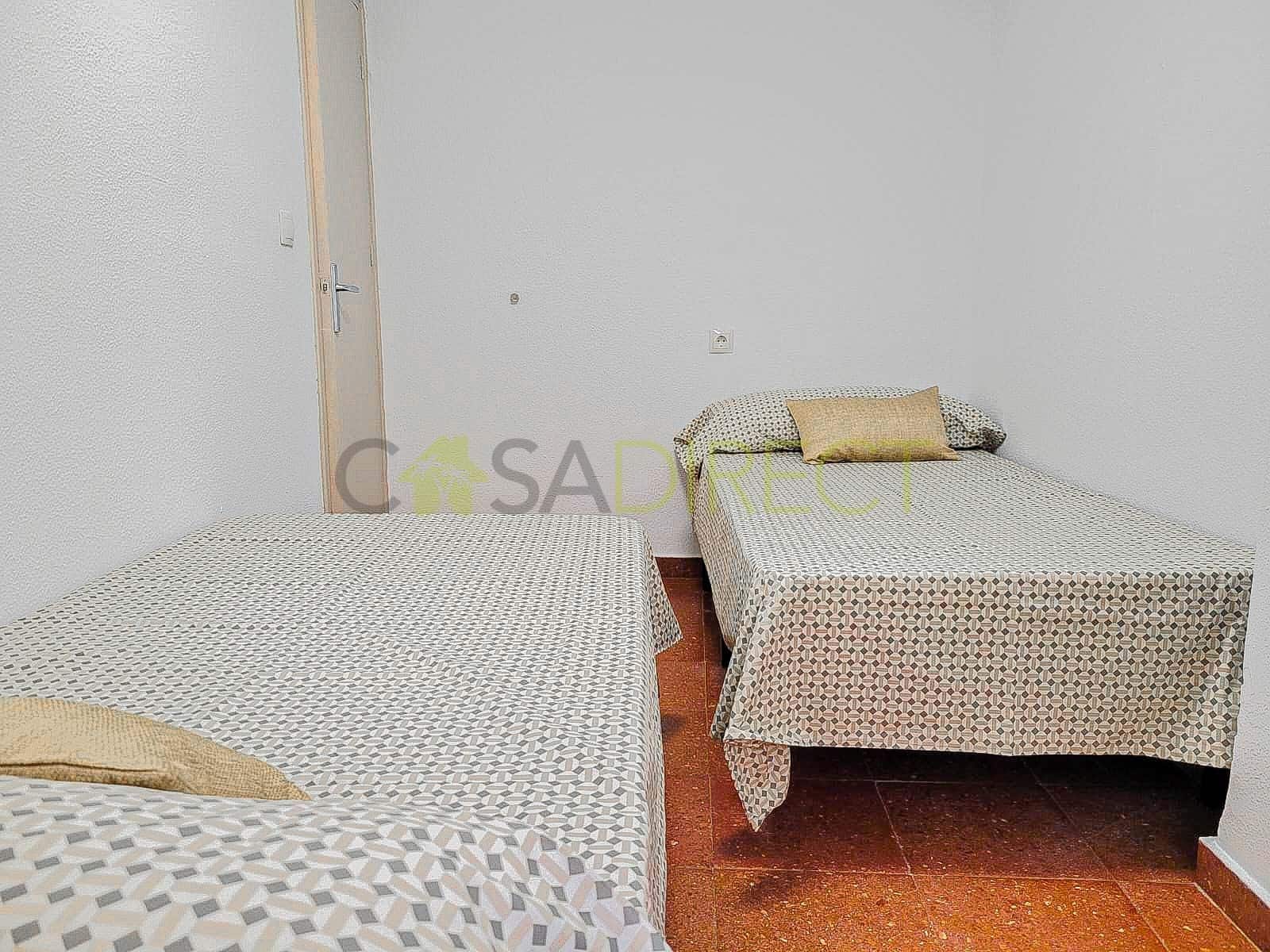 2 soveværelse Lejlighed til leje i Nerja med swimmingpool - € 960 (Ref: 9321478)