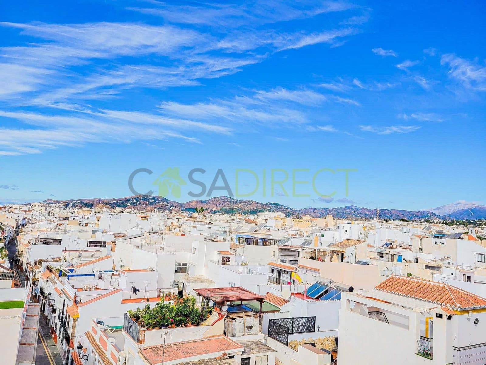 2 soveværelse Lejlighed til leje i Nerja med swimmingpool - € 960 (Ref: 9321478)