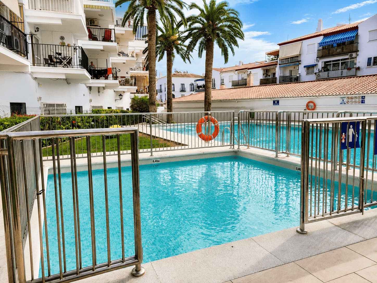 2 sypialnia Mieszkanie do wynajęcia w Nerja z basenem - 960 € (Ref: 9321478)