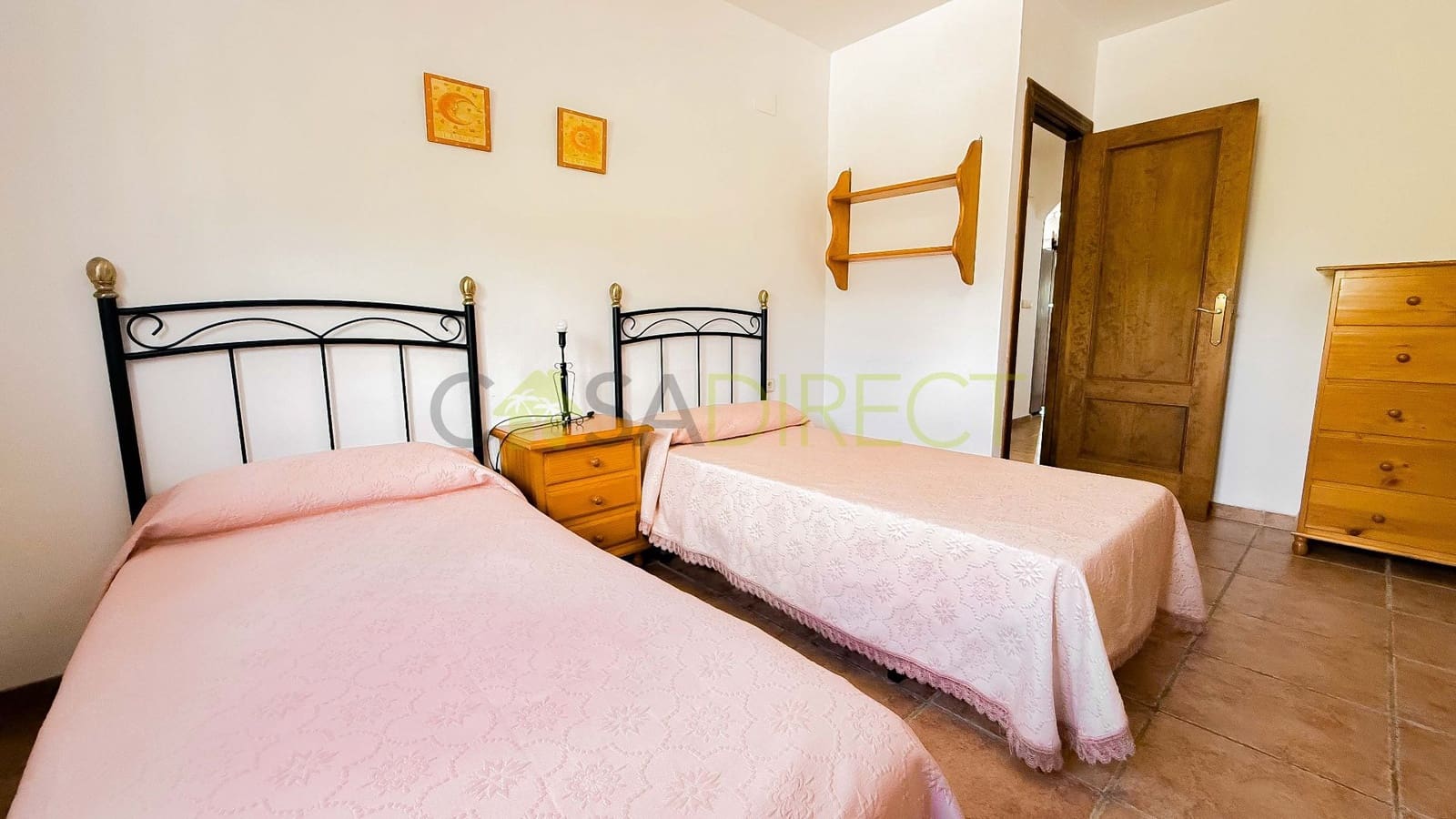 3 sypialnia Finka/Dom wiejski do wynajęcia w Miasto Grenada z basenem garażem - 1 200 € (Ref: 9322467)