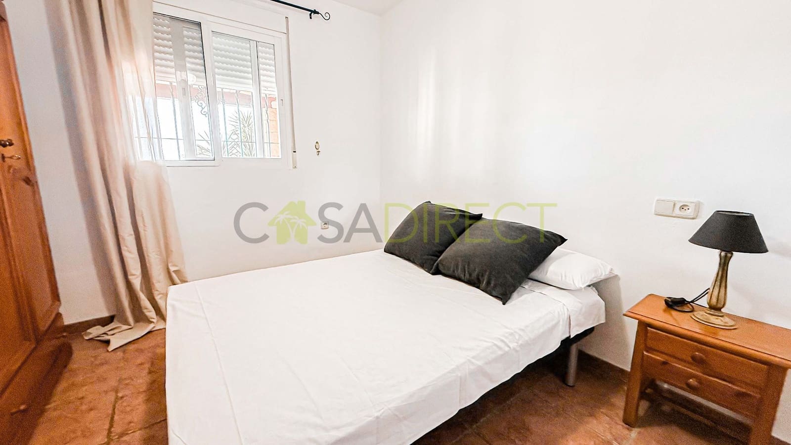 3 sypialnia Finka/Dom wiejski do wynajęcia w Miasto Grenada z basenem garażem - 1 200 € (Ref: 9322467)