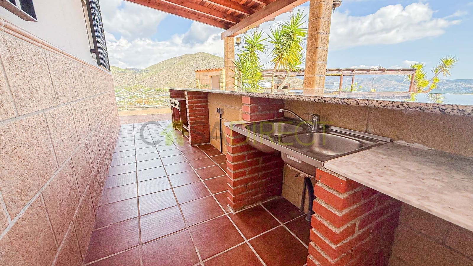 3 sypialnia Finka/Dom wiejski do wynajęcia w Miasto Grenada z basenem garażem - 1 200 € (Ref: 9322467)